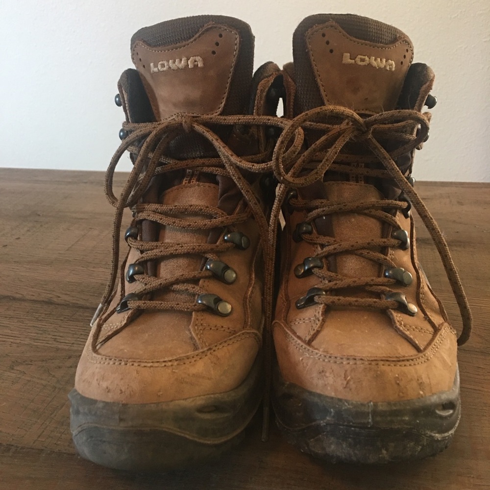 Lowa Renegade Gore-Tex Boots